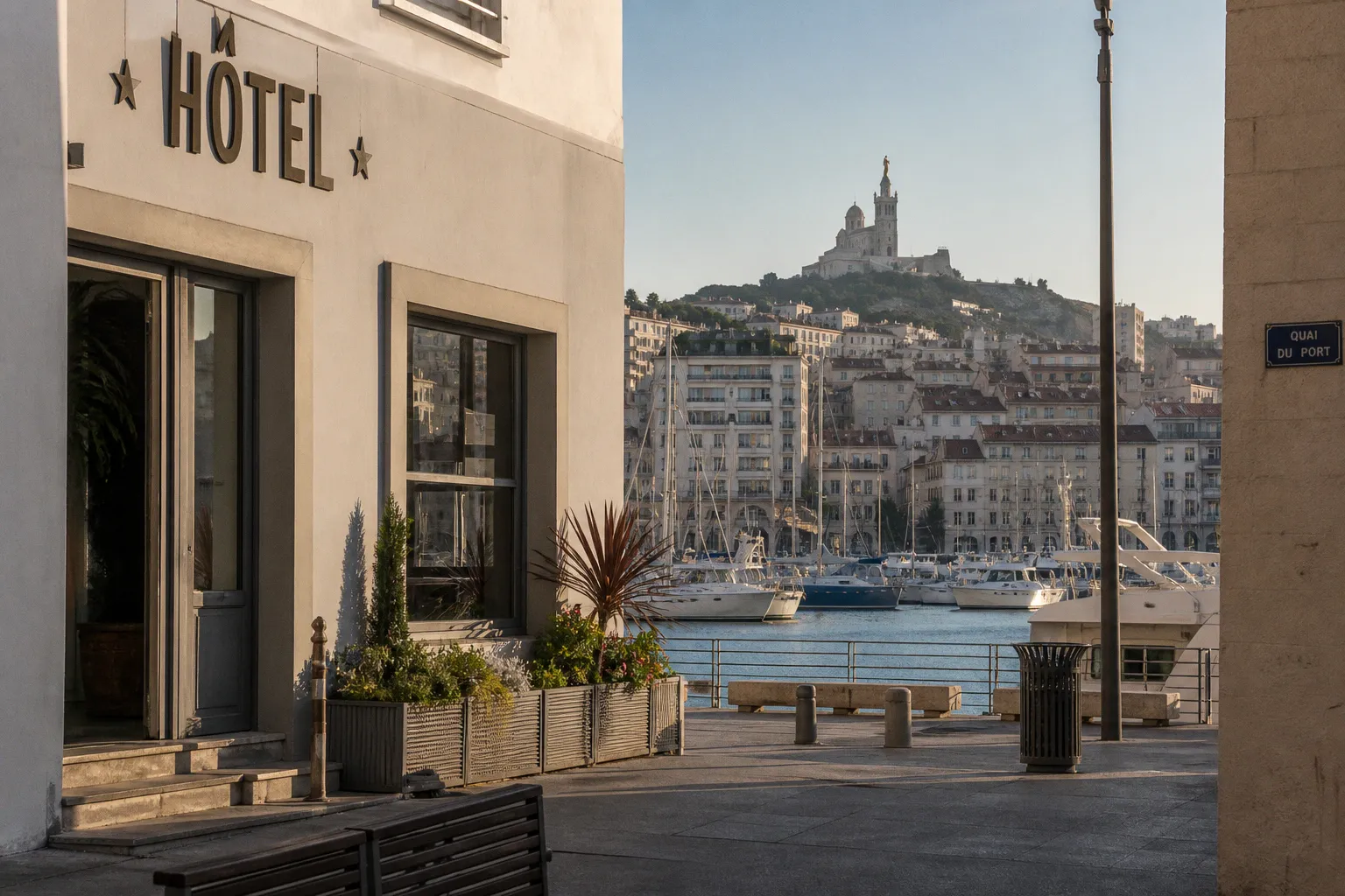 Attirer la génération Z dans votre hôtel marseillais : au-delà de l'influence