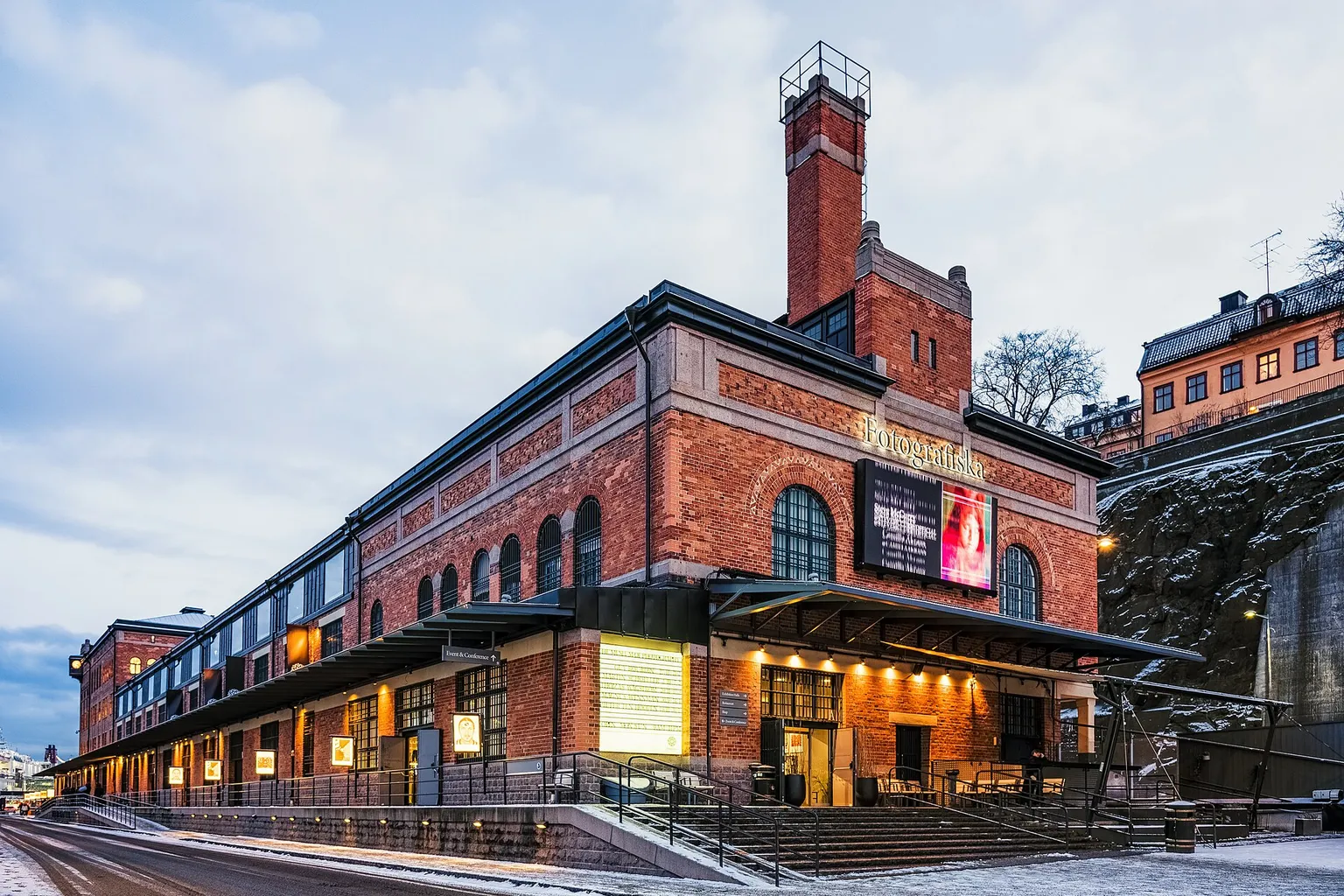 Fotografiska Stockholm : visite de jour ou de nuit ?