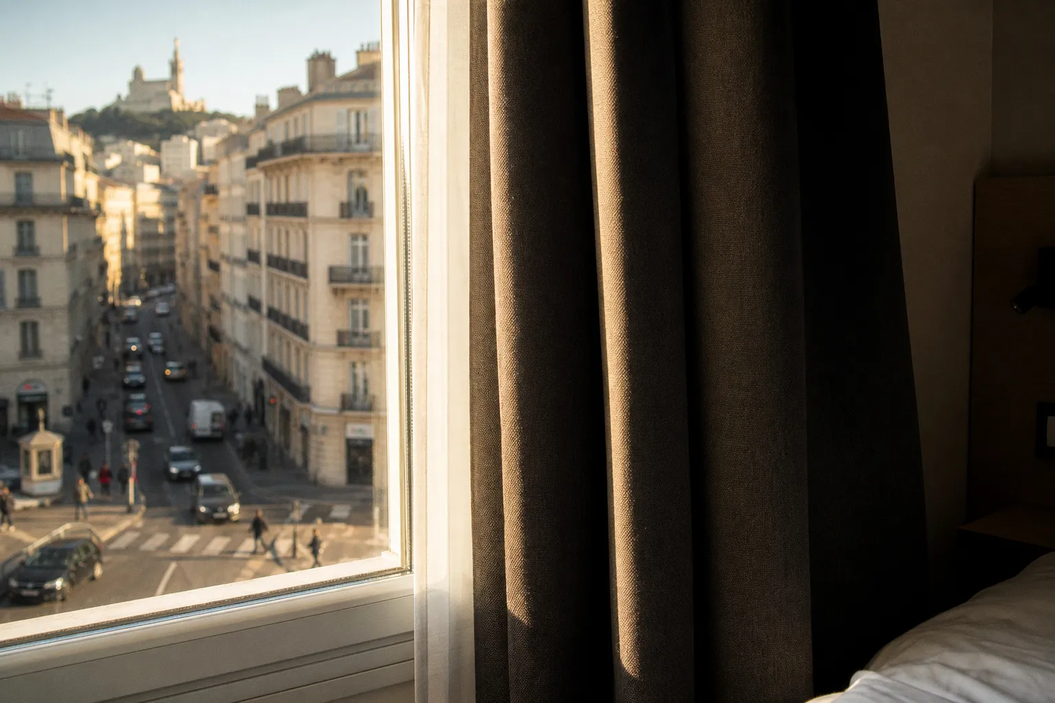 Insonorisation des chambres en hôtel économique : les solutions efficaces