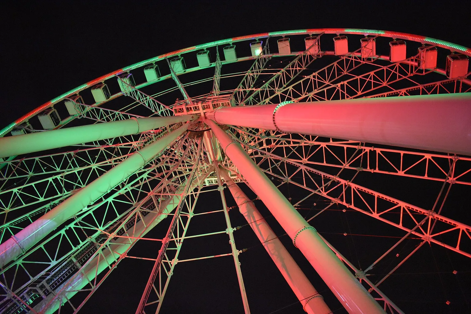Grande Roue de Montréal : l'achat de billets vaut-il le coup ?