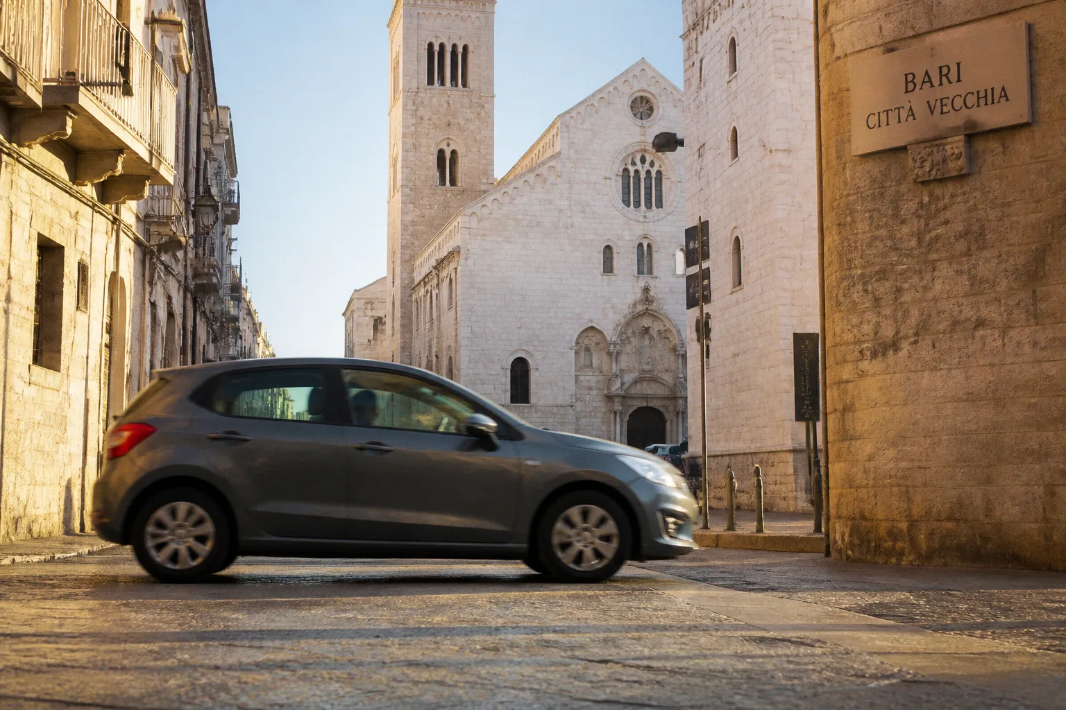 Location de voiture à Bari (Italie) : guide pratique