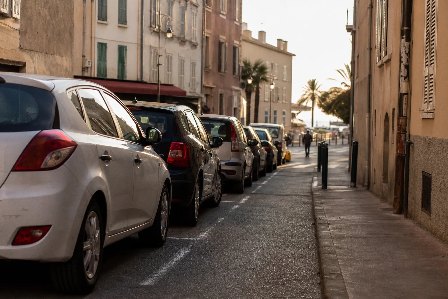 Location de voiture à Toulon : guide pratique